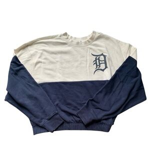 47 Navy and Cream Detroit Tigers Crewneck Sweatshirt L